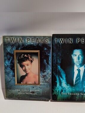 Twin Peaks Season 1 and 2 DVD Set  Region 1 Cult Classic